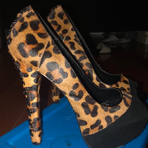 Leopard Pony-Hair Platform Heels Size 8 - Picture 3 of 5